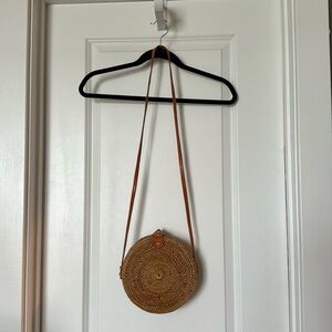 Like New Basket Purse - Perfect for summer!